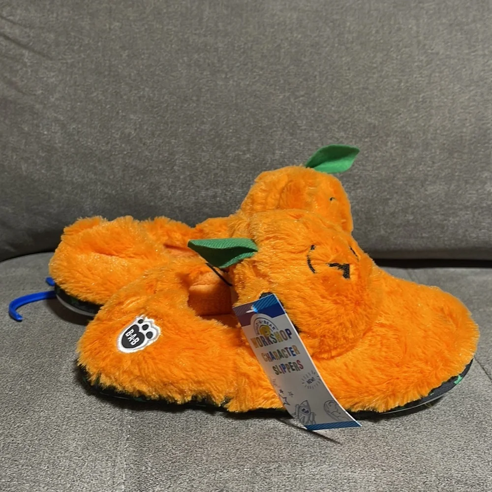 🎃🎃Build A Bear Workshop Pumpkin Slippers🎃🎃